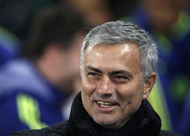 今晚阿贾克斯调整名单以备葡超，官宣签约环节打磨，管理层满意，心理建设被强调(西甲换人名额增加到五个)